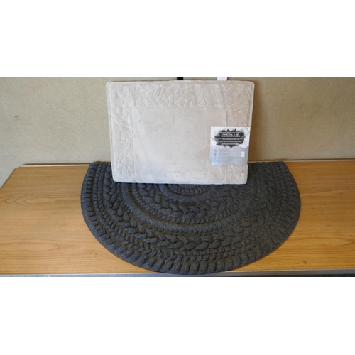 6053 - Rope Weave Apache Mills Entry Mat And Bath Mat  (335-456) *This lot is subject to Vat