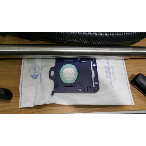 6177 - Electrolux Vacuum Cleaner - This lot requires a UK adapter (334-526) *This lot is subject to Vat