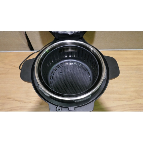 6233 - Instant Pot One Lid  6.2L, Original RRP £159.99 + Vat (335-376) *This lot is subject to Vat