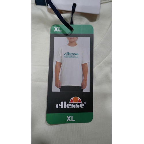 6264 - 10 X Ellesse off white Ladies T-shirts: Size XL (335-5/85796) *This lot is subject to Vat