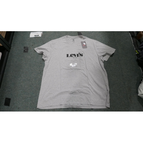 6266 - 9 x Levi's Graphic Grey men's T-shirts: size XXL (335-7/85796) *This lot is subject to Vat