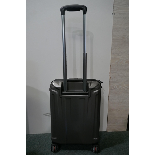 6201 - Samsonite 2 Piece Luggage Set (334-514) *This lot is subject to Vat