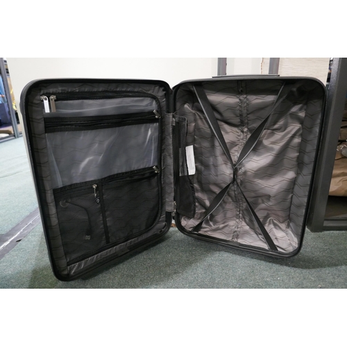 6201 - Samsonite 2 Piece Luggage Set (334-514) *This lot is subject to Vat