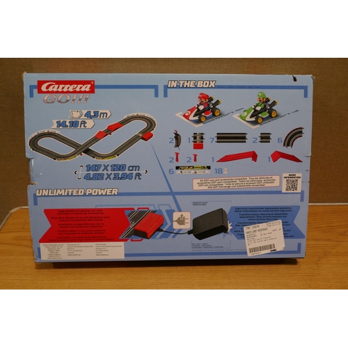 6210 - Airbrush Plush 2 pack, Mario Kart Racetrack (334-446,472) *This lot is subject to Vat