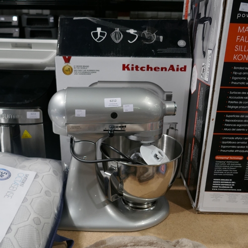 6212 - Kitchenaid Stand Mixer 4.3L     - This lot requires a UK adapter (334-440) *This lot is subject to V... 