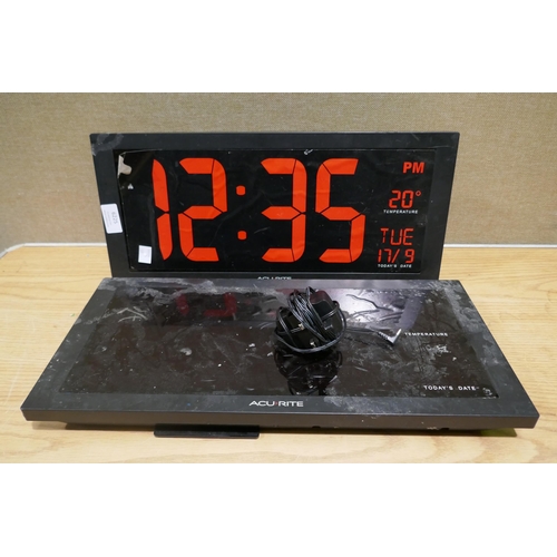 6225 - 2 x 18 Digital Led Clock & Temperature (Incomplete)   (335-362,363) *This lot is subject to Vat