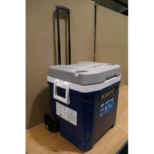 6230 - Igloo 62Qt Wheeled Cooler   (335-388) *This lot is subject to Vat