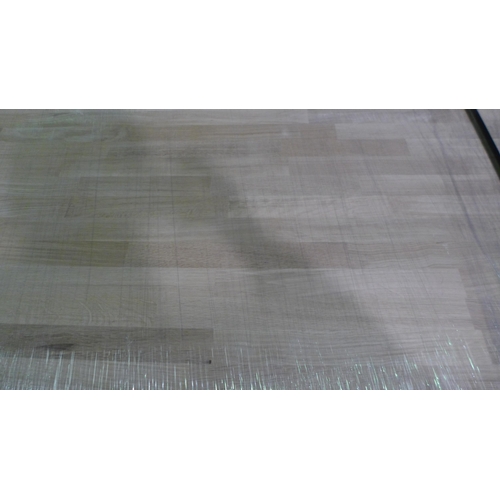 6272 - Worktop Solid Oak 300cm x 60cm (554-176)   * This lot is subject to vat