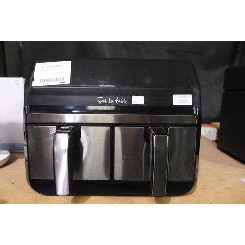 6371 - Sur  La Table Air Fryer (335-250) *This lot is subject to Vat