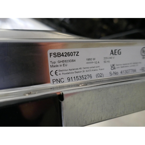 4007 - AEG Integrated Dishwasher FSB42607Z (458-223) *This lot is subject to Vat