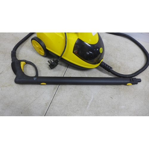 5012 - A Ferm CSM1038 240v Precision circular saw, a Black Spur ES-135 electric sander and a little Yello s... 