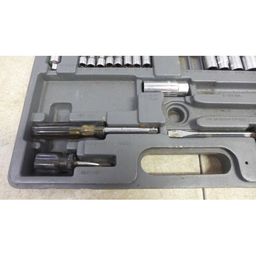 5019 - A Richmond socket and spanner set