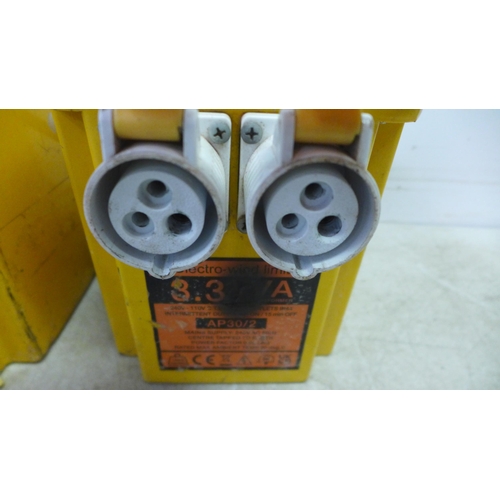 5029 - Three dual 16A socket 110v 3.3 KVA transformers