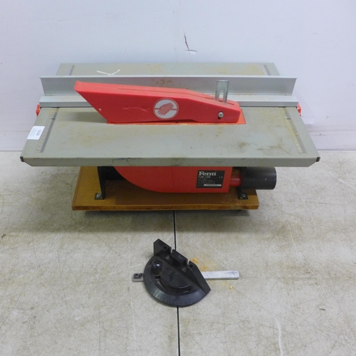 5038 - A Ferm F2B-720 table saw - 240V