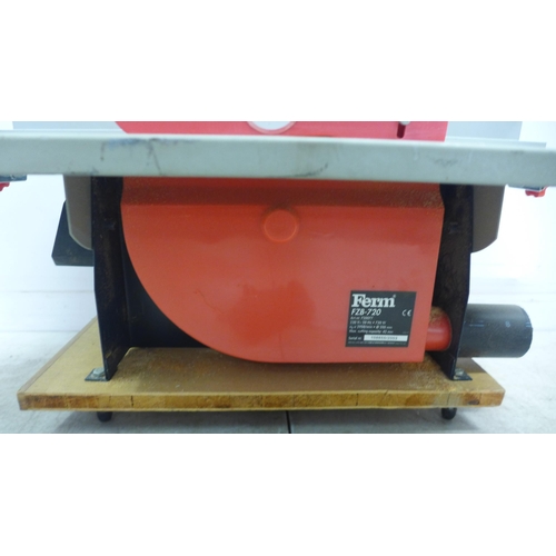 5038 - A Ferm F2B-720 table saw - 240V