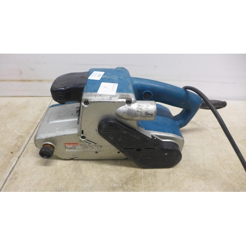 5043 - A Makita LS1040 240v chop saw and a Makita 9404 belt sander