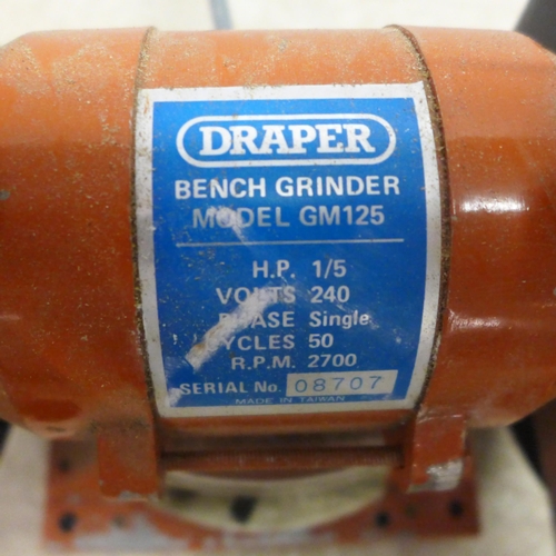 5045 - A Draper GM125 1/5 HP 240v bench grinder