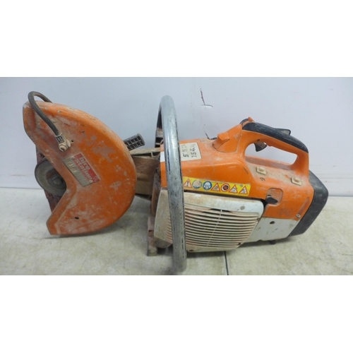 5049 - A Stihl TS400 stone cut off saw