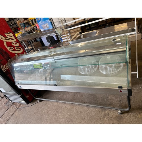 5186 - An IFI Pesaro-I glass display catering counter - 200cm x 100cm x 75cm  *This lot is subject to VAT