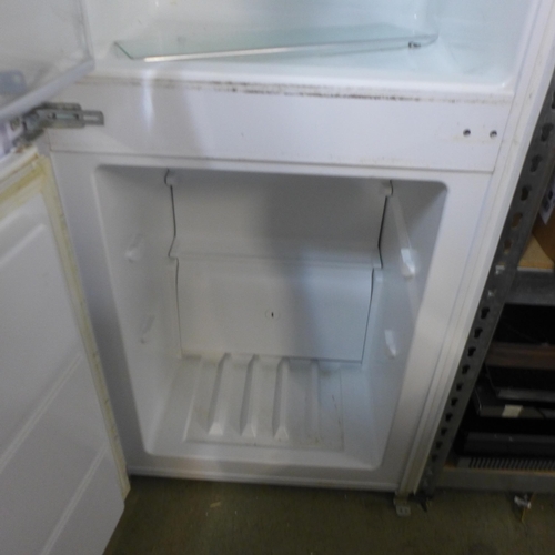 4009 - Electrolux 60/40 Fridge Freezer (Used) ENN2853COV (458-213) *This lot is subject to Vat