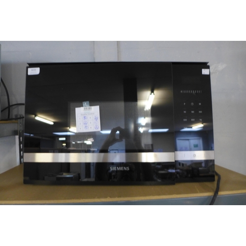 4020 - Siemens Wall Microwave - Model No BF525LM50B, Original RRP £307.50  + vat (460-99)    * This lot is ... 