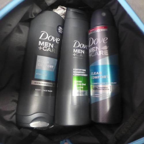 5078 - Three mens gift sets including Dove and Lynx