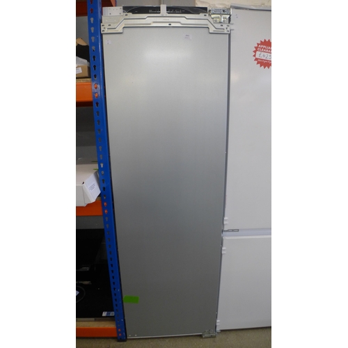 4062 - Bosch Series 4 Built In Tower Fridge, Original RRP £749.17  + vat (460-206)    * This lot is subject... 