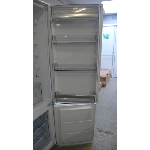 4063 - AEG 70/30 Fridge Freezer - Low Frost - Model NoSCB618F3LS, (Transit damage) Original RRP £574.17  + ... 