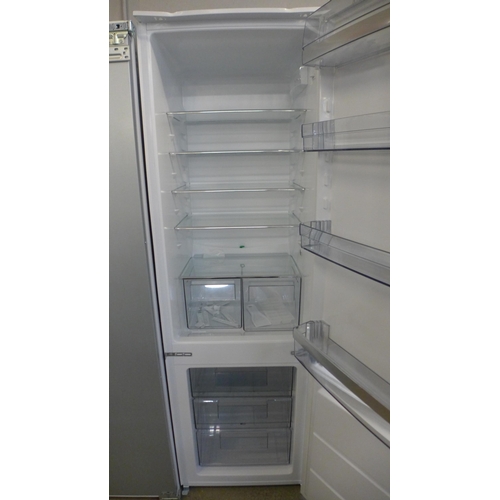 4063 - AEG 70/30 Fridge Freezer - Low Frost - Model NoSCB618F3LS, (Transit damage) Original RRP £574.17  + ... 