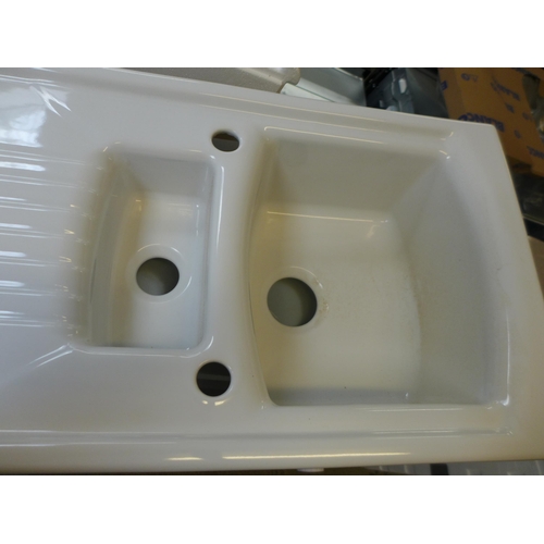 4077 - Evia 1.5 Bowl RVS Ceramic Sink White  , Original RRP £307.50  + vat (460-15)    * This lot is subjec... 