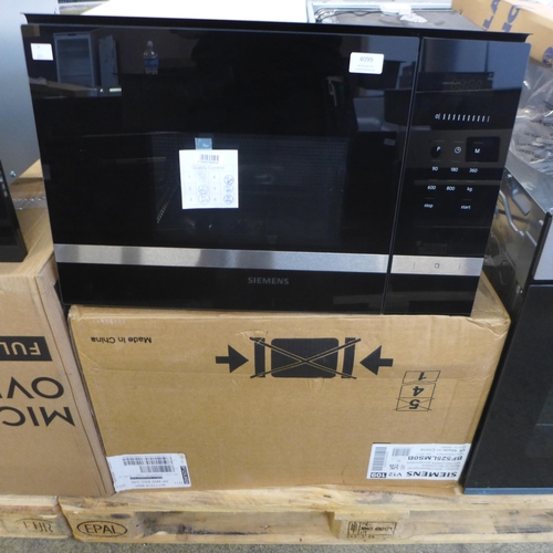 4099 - Siemens Microwave Oven Model No BF525LM50B  * This lot is subject to vat