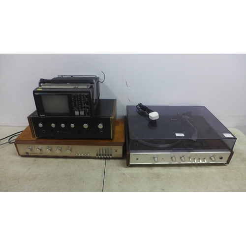 5086 - A quantity of stereo equipment including a Pioneer model C-4500 belt driven turntable record player,... 