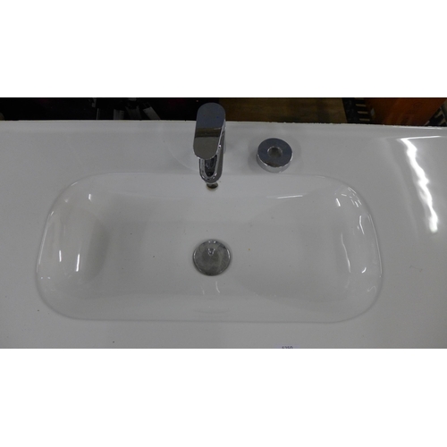 5250 - A wall mounted vanity drawer and handwashing basin