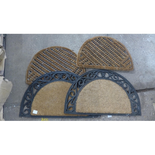 5256 - Two hard wearing rubber floor mats and two hard wearing metal floor mats