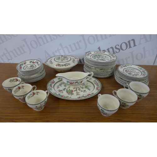 5263 - A quantity of Indian Tree Johnson Bros England porcelain tea and dinnerware including plates, side p... 