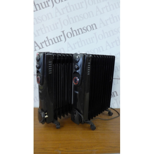 5276 - Two Vonhaus 10 fin 240v oil filled radiator heaters