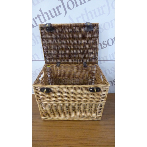 5288 - Two wicker baskets and a Wheatcroft garden centre garden toolbox