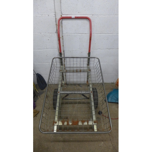 5183 - A two-wheeled steel framed plant transporter trolley