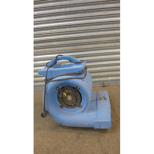 5192 - A 240v radial blower/snail fan air mover