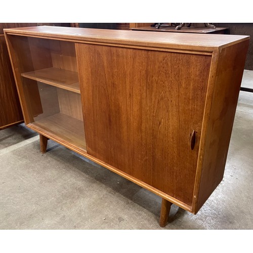 43 - A Herbert & Gibbs teak bookcase