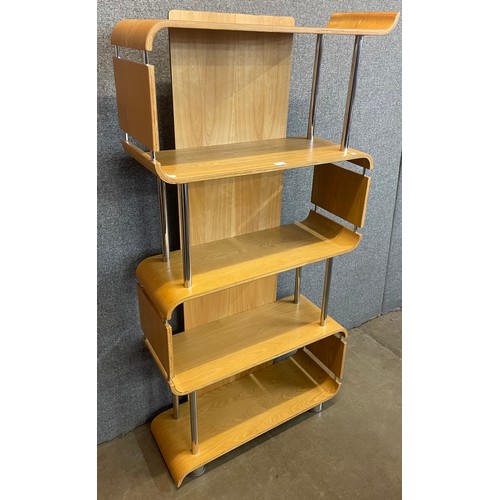 44 - A light oak and chrome four tier room divider