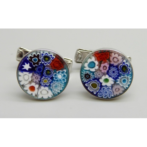 1001 - A silver mounted millefiori pendant and a pair of cufflinks