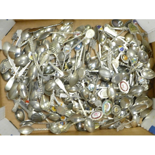 1019 - A large collection of flatware and souvenir spoons **PLEASE NOTE THIS LOT IS NOT ELIGIBLE FOR IN-HOU... 