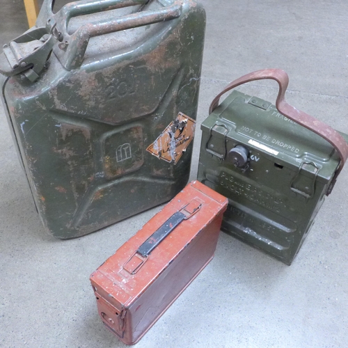 1024 - A jerry can, battery and ammunition box **PLEASE NOTE THIS LOT IS NOT ELIGIBLE FOR IN-HOUSE POSTING ... 