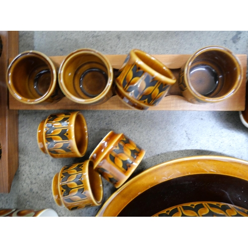 1072 - A collection of Hornsea Heirloom china and a Brierley ware jug **PLEASE NOTE THIS LOT IS NOT ELIGIBL... 