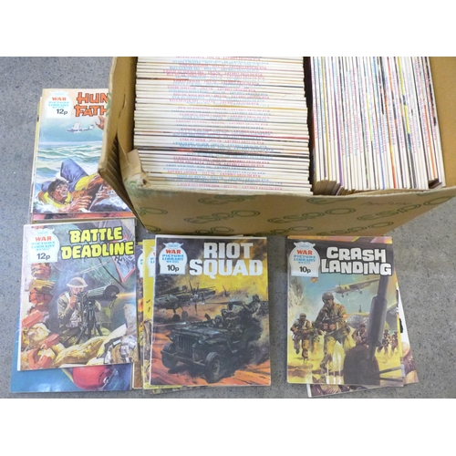 737 - 100 1970's War Picture Library comics