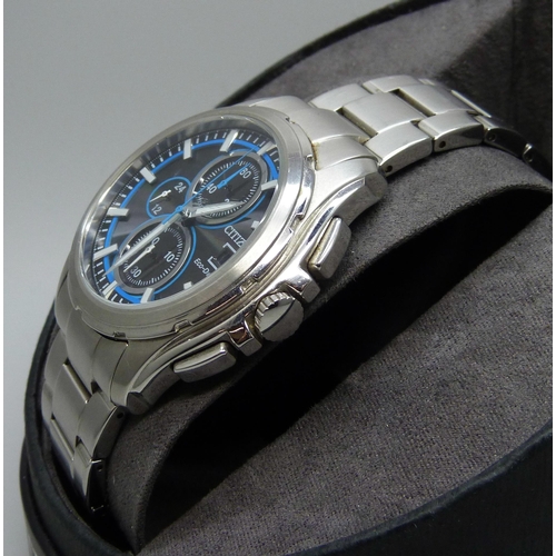 814 - A Citizen Eco-Drive wristwatch, 45mm including crown, boxed