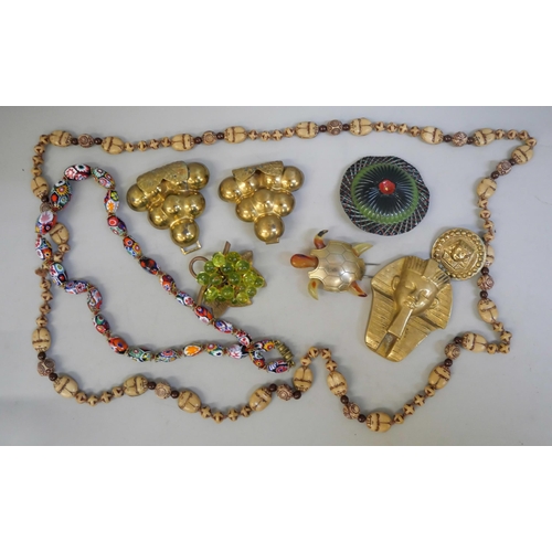 824 - A collection of vintage Neiger jewellery and other costume jewellery