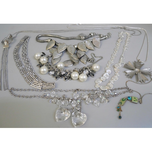 841 - Designer silver tone jewellery including Trifari, Sphinx, Oliver Bonas, Pilgrim, etc.