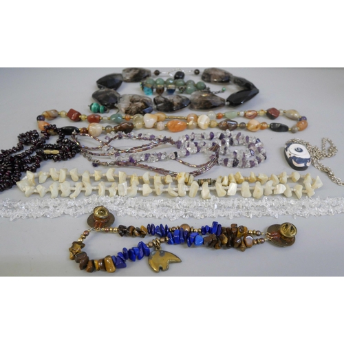 853 - A collection of gemstone and other jewellery